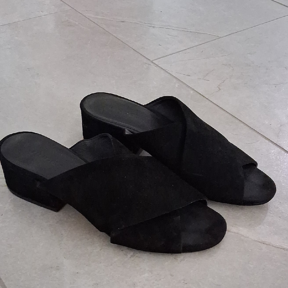 Vince Black Suede Women's Mules